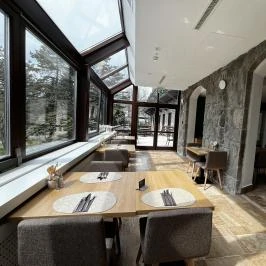 Cardoner Hotel Pilisszentkereszt - Vendéglátás