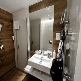 Cardoner Hotel Pilisszentkereszt - Fürdőszoba