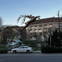 Csodaszarvas-szobor, Budapest - Egyéb