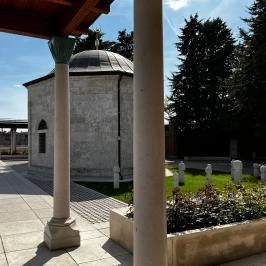 Gül Baba Türbe és Rózsakert Budapest - Külső kép