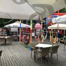 Hippie Island, Budapest - Belső