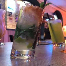 I55 American Bar & Restaurant Budapest - Étel/ital