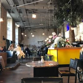 Kiosk Budapest, Budapest - Belső