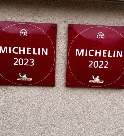 Kistücsök Étterem, Borpince & Vinotéka