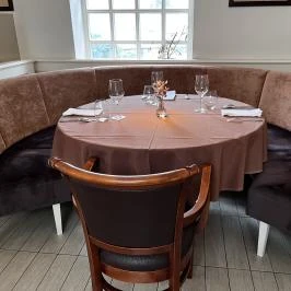 Kistücsök Étterem, Borpince & Vinotéka, Balatonszemes - Belső