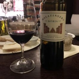 Maghari Borbár - Malatinszky Kúria, Villány - Étel/ital