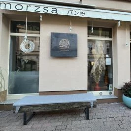 Morzsa pékség és étterem, Pécs - Külső kép