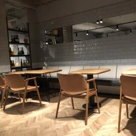 Morzsa pékség és étterem, Pécs - Belső