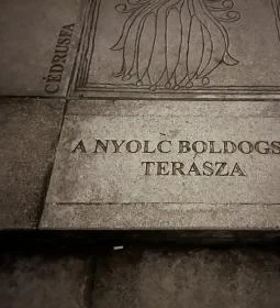 Nyolc Boldogság kilátóterasz