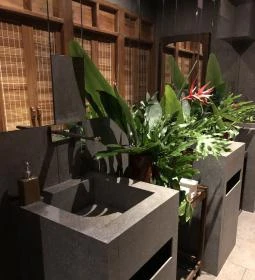 OPIUM Restaurant & Bar