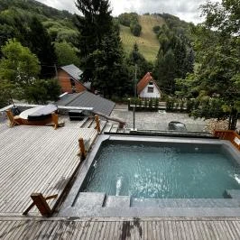 A Páholy - Grand Chalet Mátra Mátraszentistván - Medence/kert