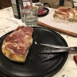 Pizzabar Pomodoro, Budapest - Étel/ital