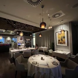 St. Andrea Restaurant, Budapest - Belső