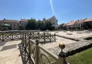 Szent Mihály Altemplom Kiállítóhely - régészeti kiállítás Vác