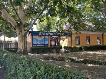 Váci Strandfürdő és Uszoda Vác