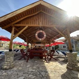 Villa Plattensee Vonyarcvashegy - Medence/kert