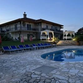 Villa Plattensee Vonyarcvashegy - Medence/kert