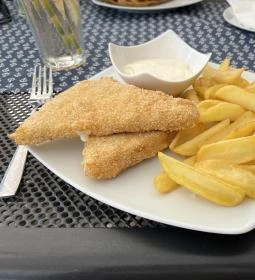 Vonyarc Marina Bisztro & Bár