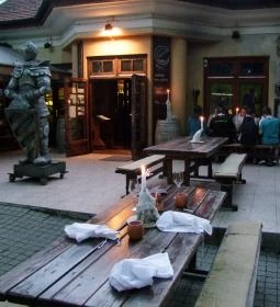 Excalibur Középkori Lovag Étterem