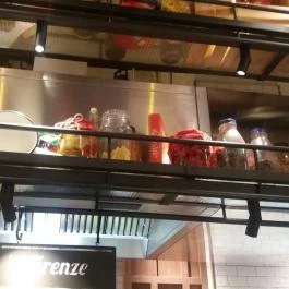 Bellozzo - Oktogon Budapest - Belső