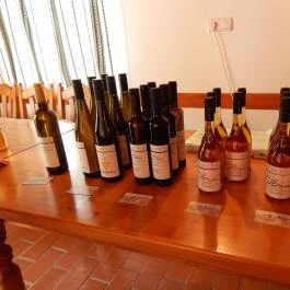 Borgaléria Pinceborozó Tokaj - Étel/ital