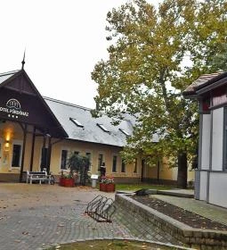 Hotel Fürdőház