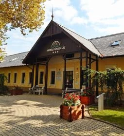 Hotel Fürdőház