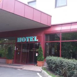 Hotel Lövér Sopron - Külső kép