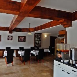 Írottkő Hotel étterme Kőszeg - Külső kép