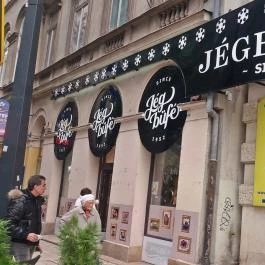 A Pesti Jégbüfé Budapest - Külső kép