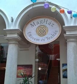 Magház Étterem & Teaház