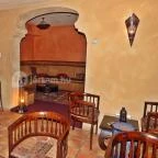 Mesés Shiraz Hotel Egerszalók - Belső