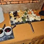 Mesés Shiraz Hotel Egerszalók - Vendéglátás