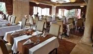 Mesés Shiraz Hotel Egerszalók - Vendéglátás
