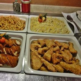 Mesés Shiraz Hotel Egerszalók - Vendéglátás