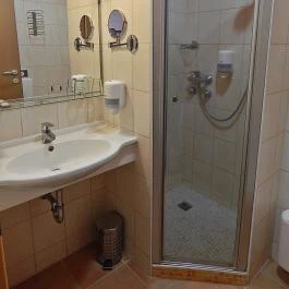 Mesés Shiraz Hotel Egerszalók - Szobák