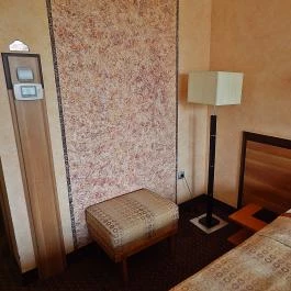 Mesés Shiraz Hotel Egerszalók - Szobák