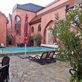 Mesés Shiraz Hotel Egerszalók - Medence/kert