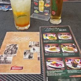 Nyereg Itató Budapest - Étel/ital