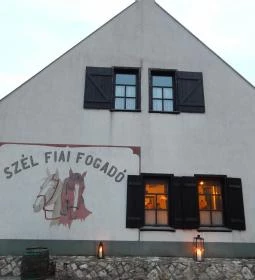 Szél Fiai Fogadó