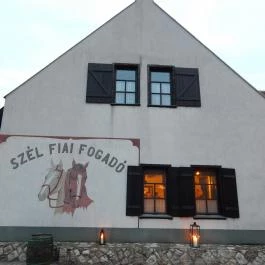 Szél Fiai Fogadó Nyúl - Külső kép