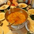 V. András Étterem & Kávéház Sárospatak - Étel/ital