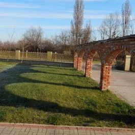 X-games Hotel, Sport és Rendezvényközpont Tiszaug - Medence/kert