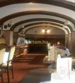 Hét Pecsét Fogadó Étterme