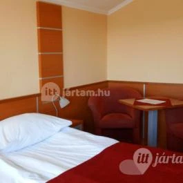 Napsugár Apartman , Hévíz - Szobák