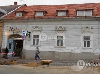 Várkapu Panzió Eger