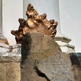 1956-os emlékmű, Kunhegyes - Egyéb