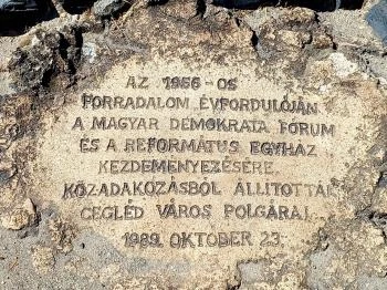 1956-os emlékmű Cegléd