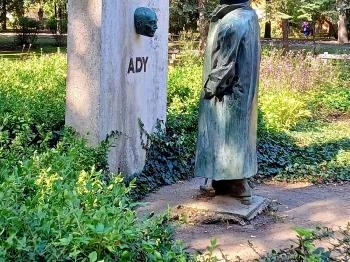 Ady Endre - Medgyessy sétány Debrecen