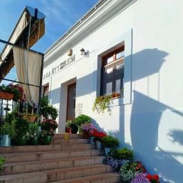 Ara Étterem , Mór - Egyéb